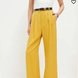 Reformation Mason Cropped Pants size 6 regular.